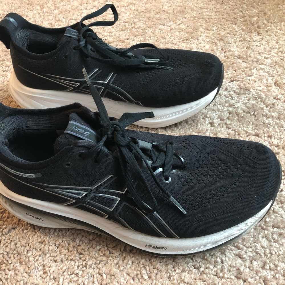 Asics Gel-Nimbus 26 Women’s Running shoes size 9.5 Hiking Trail